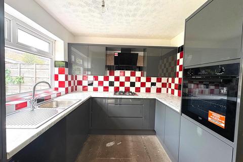 2 bedroom semi-detached house for sale, Hulme Road, Leigh