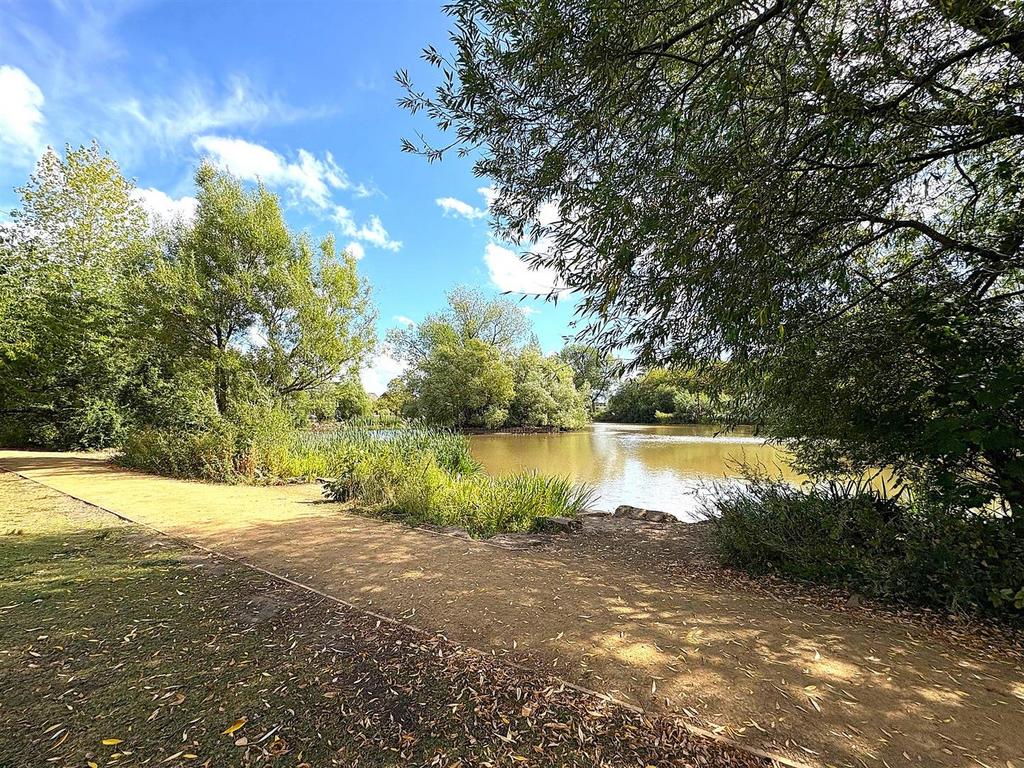 Lake view 1.jpg