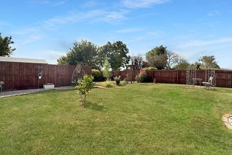 2 bedroom detached bungalow for sale, Broad Road, Braintree, CM7