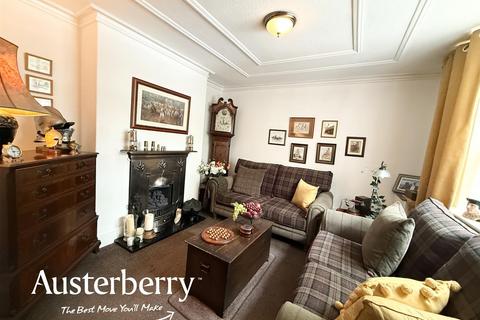 3 bedroom terraced house for sale, Hartshill Road, Stoke-On-Trent ST4