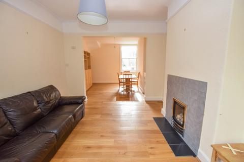 2 bedroom terraced house to rent, York Road, Bowdon, Altrincham, Cheshire, WA14