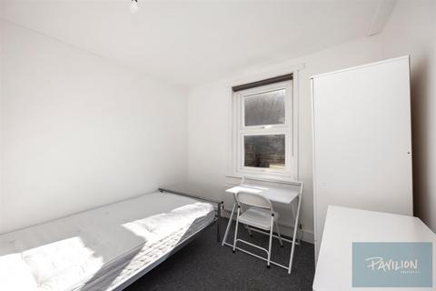 1 bedroom in a house share to rent, Ewhurst Road, Brighton
