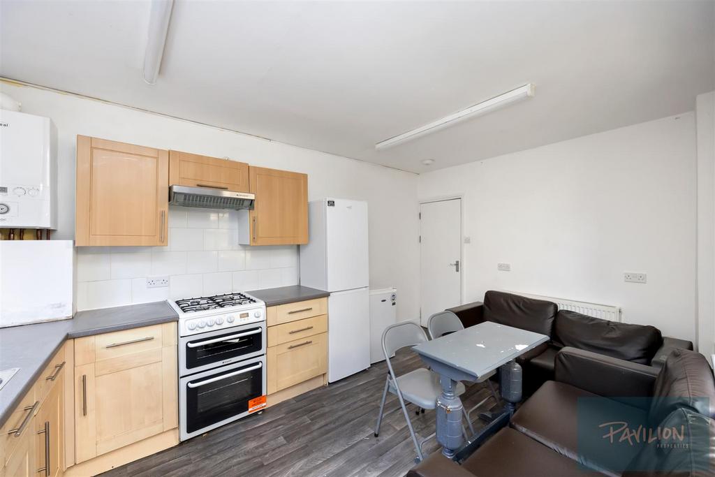 Ewhurst Road 9-006.JPG