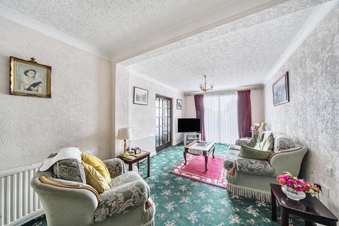 3 bedroom semi-detached house for sale, Broadcroft Avenue, Stanmore HA7