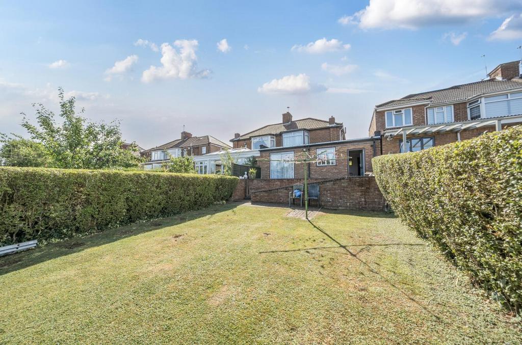 Davidson Frost-Wellings, DFW, Broadcroft Avenue, S