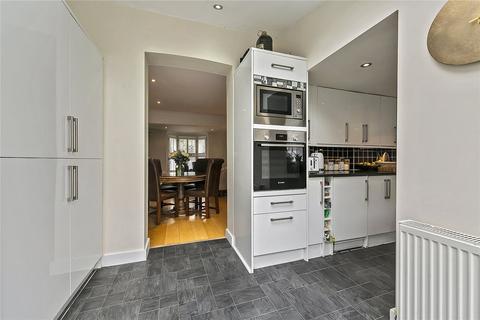 6 Watcombe Cottages, Kew, Richmond, TW9 3BD