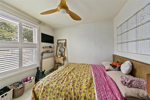6 Watcombe Cottages, Kew, Richmond, TW9 3BD
