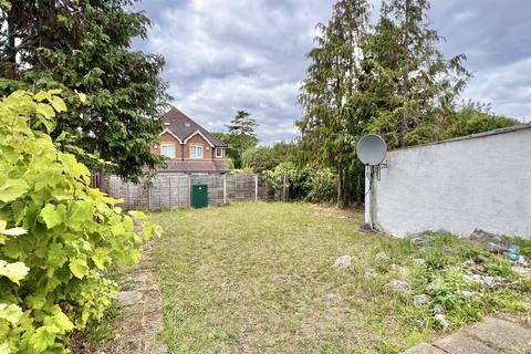 undefined, Chase Road, London, N14
