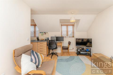 2 bedroom flat for sale, Riverhead Close, London