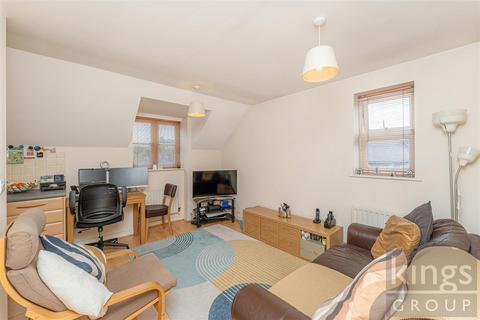 2 bedroom flat for sale, Riverhead Close, London