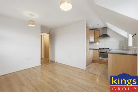 2 bedroom flat for sale, Riverhead Close, London