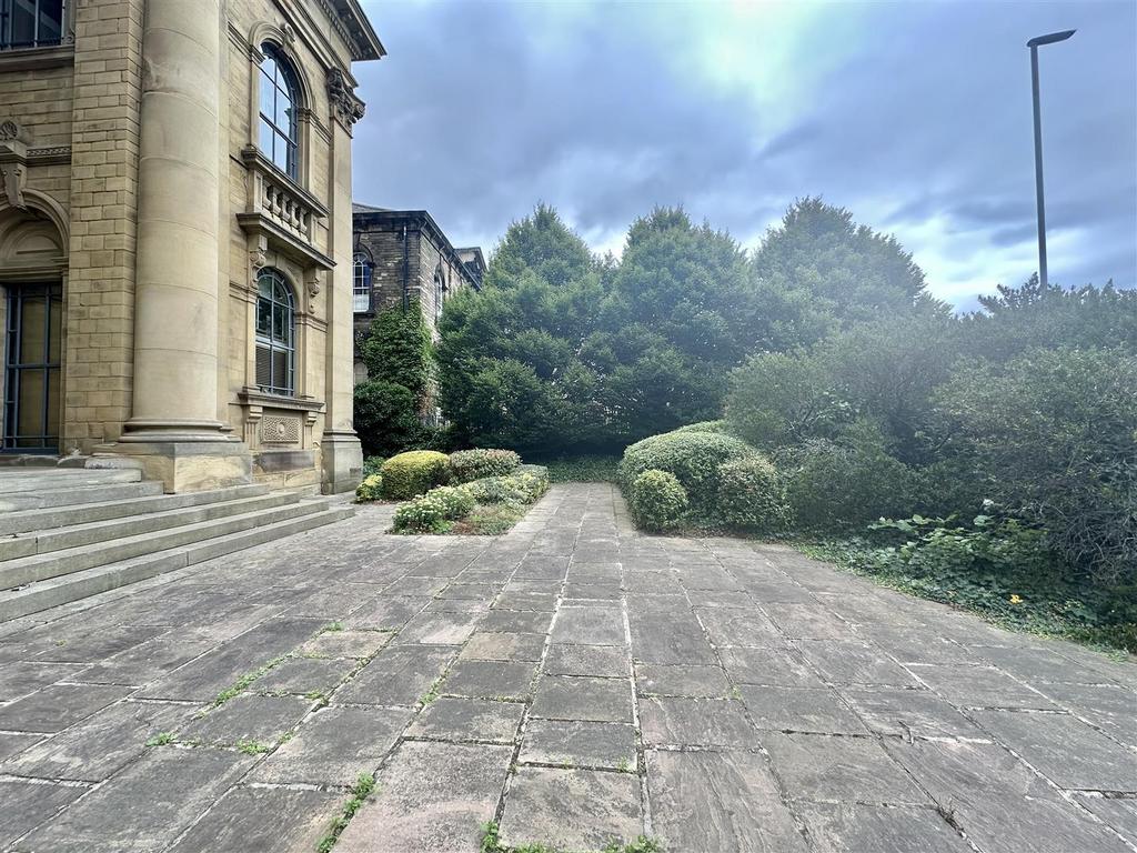 Bramleys Estate Agents - Independent Chapel - Heck