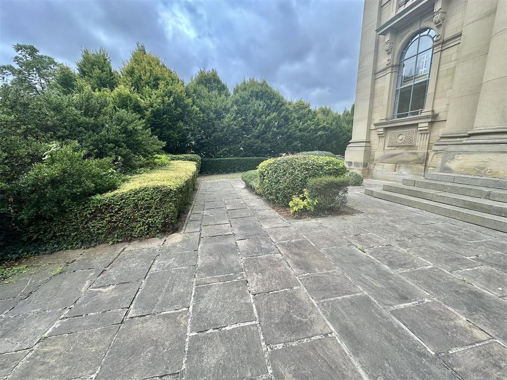 Bramleys Estate Agents - Independent Chapel - Heck