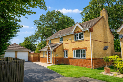 undefined, St. Barts Close, Hertfordshire AL4