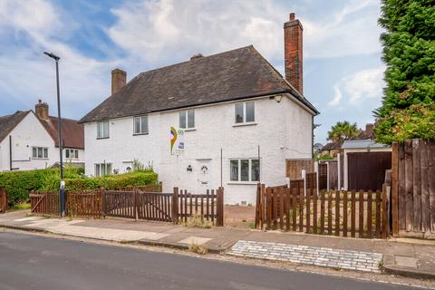 Cornwallis Walk, Eltham, SE9
