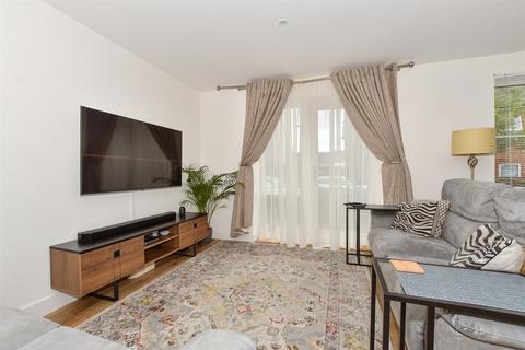 6 Alder Way, Faygate, Horsham, RH12 0BU