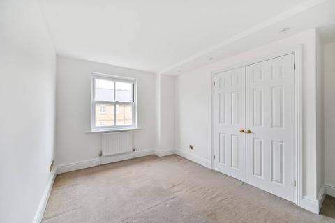 undefined, Candler Mews, Twickenham, TW1