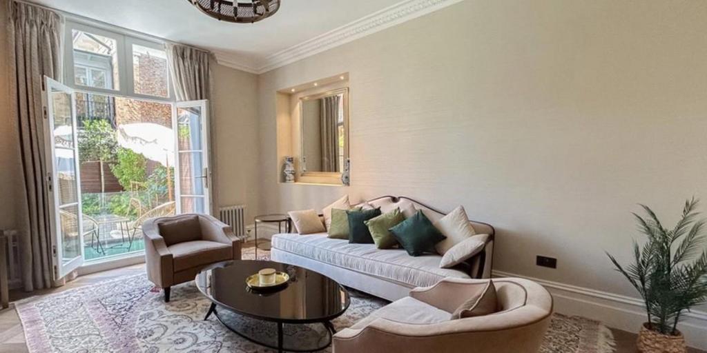 14 thurloe place 6.jpg