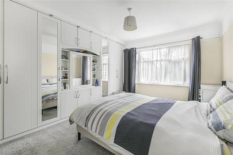 4 bedroom semi-detached house for sale, Hanworth Road, Hounslow, TW4