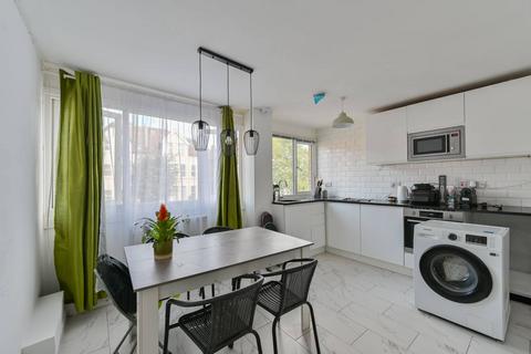4 bedroom maisonette for sale, Stanthorpe Close, Streatham, London, SW16