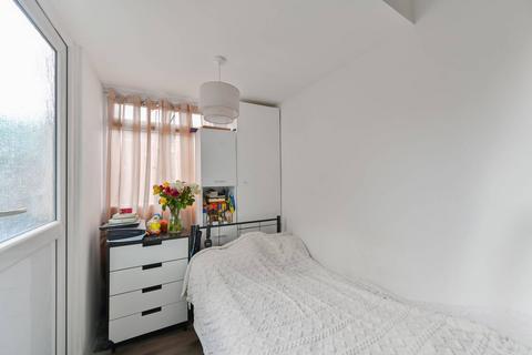 undefined, Stanthorpe Close, Streatham, London, SW16
