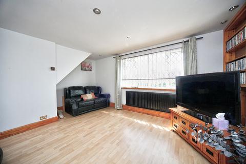 undefined, Barrowby Close, Luton