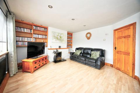 undefined, Barrowby Close, Luton