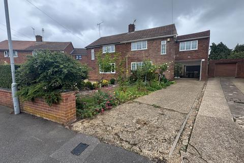 undefined, Barrowby Close, Luton