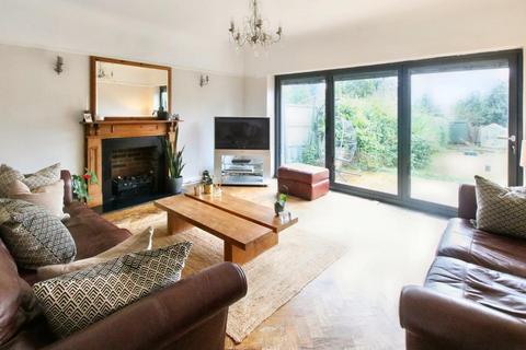 undefined, RANDALLS ROAD, LEATHERHEAD, KT22