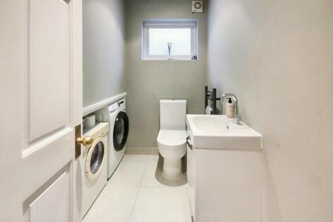 undefined, RANDALLS ROAD, LEATHERHEAD, KT22