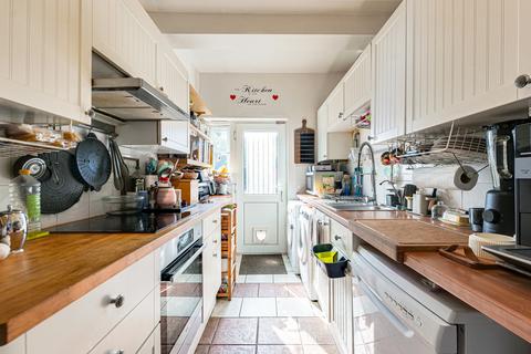3 bedroom semi-detached house for sale, Honiton Road, Southend-on-sea, SS1