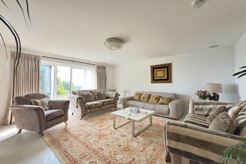 undefined, Bay View Court, Swansea SA2