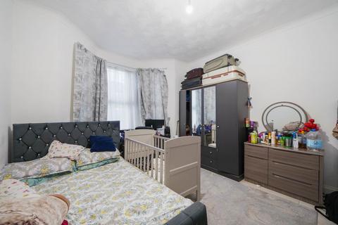 undefined, Harold Road, London, E13