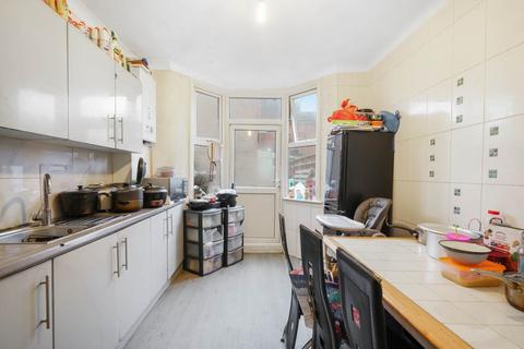 undefined, Harold Road, London, E13