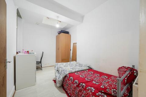 undefined, Harold Road, London, E13