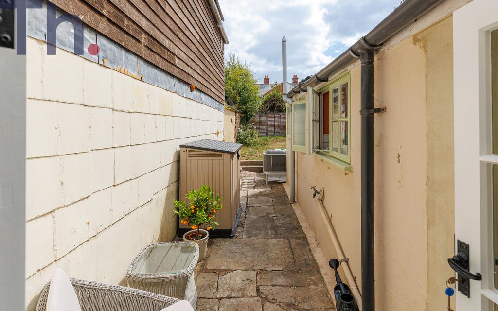 Access to Garden