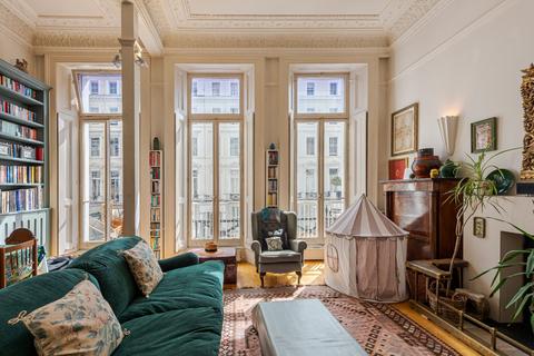 1 bedroom flat for sale, Lexham Gardens W8