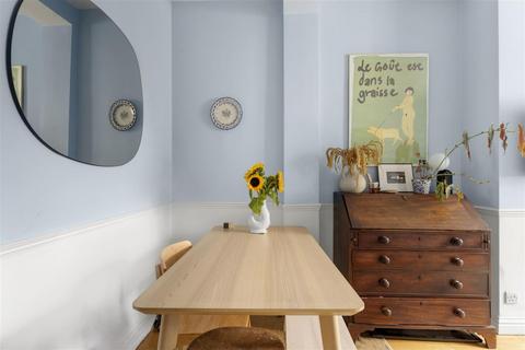 36a Cardigan Road, London, E3 5HT