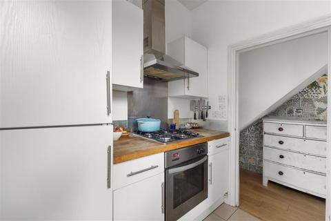 36a Cardigan Road, London, E3 5HT