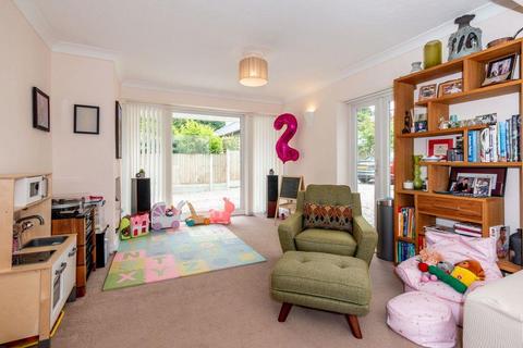 undefined, Cedar Avenue, Altrincham