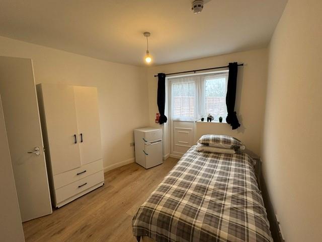 BEDROOM22.jpg