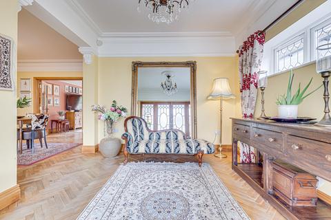 5 bedroom detached house for sale, Tyrone Road, Southend-on-sea, SS1