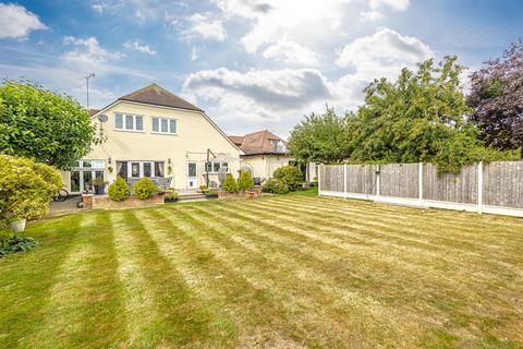 5 bedroom detached house for sale, Tyrone Road, Southend-on-sea, SS1