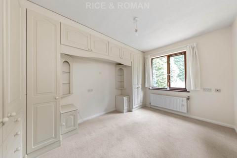 undefined, West End Lane, Esher KT10