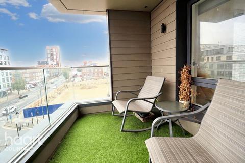 1 bedroom apartment for sale, Bonsai Point, Edgware Road, NW9