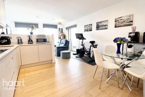 1 bedroom apartment for sale, Bonsai Point, Edgware Road, NW9