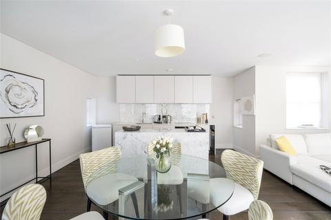 2 bedroom apartment to rent, Dyer's Buildings, London, EC1N