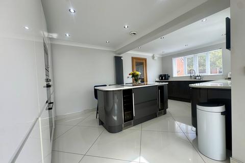 33 Calluna Close, Merthyr Tydfil, CF48 3HF