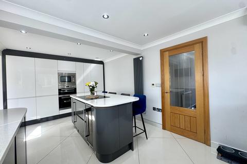 33 Calluna Close, Merthyr Tydfil, CF48 3HF