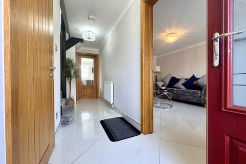 33 Calluna Close, Merthyr Tydfil, CF48 3HF